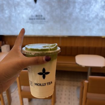 Molly Tea - jasmine matcha - Bubble Tea Near Me - Chicago, Illinois