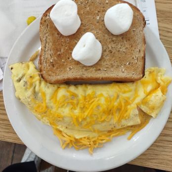 DK'S Eatery - Coffee & Tea Near Me - Marengo, Iowa