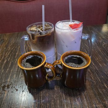 Mex Cocina Cafe - Café de olla strawberry orchatta and café horchata - Desserts Near Me - Burbank, California