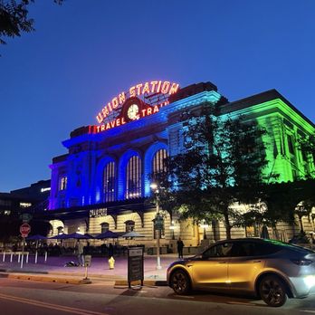 JINYA Ramen Bar - Union Station - Amazing view of union station from our outdoor seats - Ramen Near Me - Denver, Colorado JINYA Ramen Bar - Union Station - Amazing view of union station from our outdoor seats - Ramen Near Me - Denver, Colorado