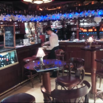Le Cheval Blanc - French Near Me - Nîmes, 30 Le Cheval Blanc - French Near Me - Nîmes, 30