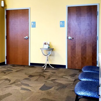 Franklin Dental & Braces - Bathrooms available in the waiting area. - Oral Surgeons Near Me - Lilburn, Georgia