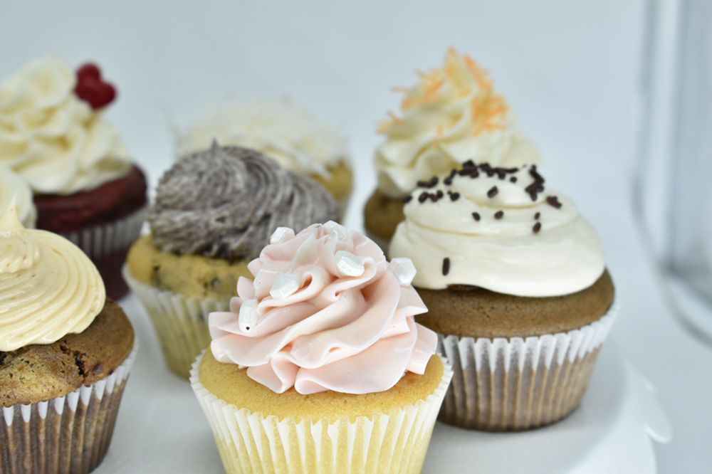 Olivier's Vegan Bakery Logo