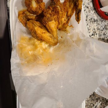 Backyard BBQ Pit - Greasy chicken wings - Barbeque Near Me - Durham, North Carolina