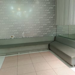 Love Culture - I love it when they have an area for dads to sit. Way to go, let the guy that's paying have a seat.