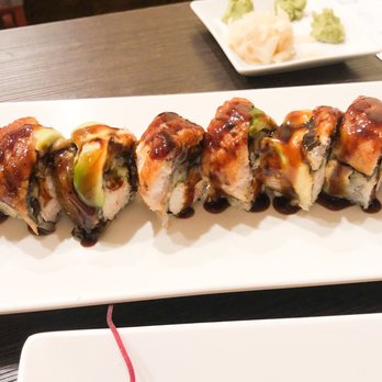 Blue Fin Sushi Roll - Sushi Bars Near Me - South Pasadena, California