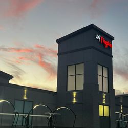 Flagship Carwash - White Plains - Flagship Carwash Express location offers  free  vacuums and  towels with every wash.
