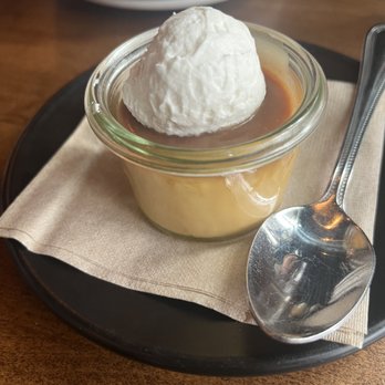 Lil Ba-Ba-Reeba! - Butterscotch Custard - Seafood Near Me - Chicago, Illinois