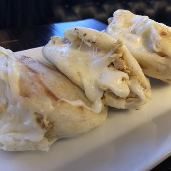 The Latin House - Arepas con pollo - Argentine Near Me - Walker, Michigan