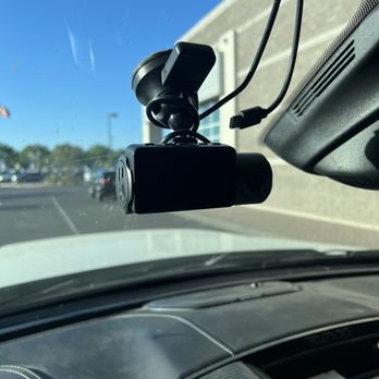 Earnhardt Chrysler Dodge Jeep Ram - Dash camera unplugged - Auto Parts & Supplies Near Me - Gilbert, Arizona