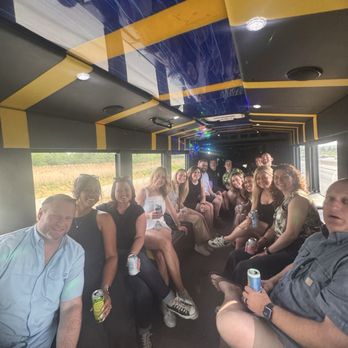 Vip Ridez - Party Bus! - Limos Near Me - Skokie, Illinois