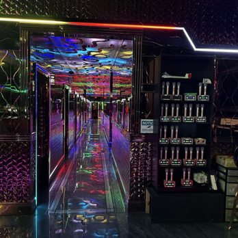 Moonlight Karaoke Lounge - The hallway to the karaoke rooms - Karaoke Near Me - Henderson, Nevada Moonlight Karaoke Lounge - The hallway to the karaoke rooms - Karaoke Near Me - Henderson, Nevada