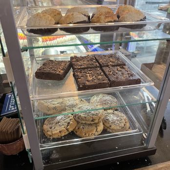 Miette et Chocolat - Baked goods - Chocolatiers & Shops Near Me - Aurora, Colorado