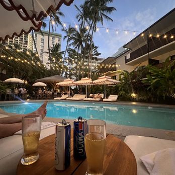 White Sands Hotel - Pool - Hotels Near Me - Honolulu, Hawaii
