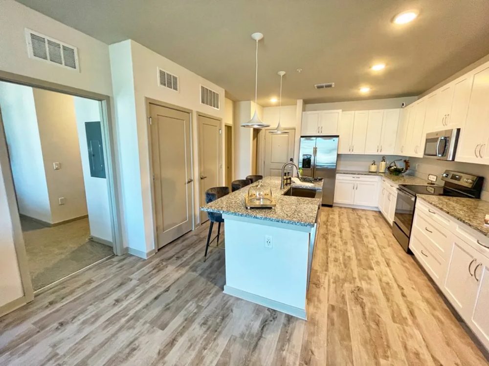 AVLI AT CROSSTOWN CENTER 9539 Delaney Creek Blvd, Tampa, Florida