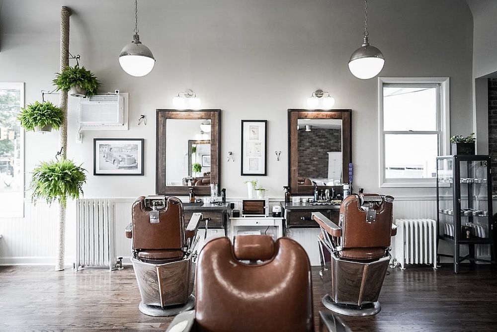 Virile Barber & Shop Logo