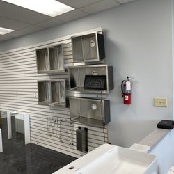 CE Kitchen & Bath - Showroom