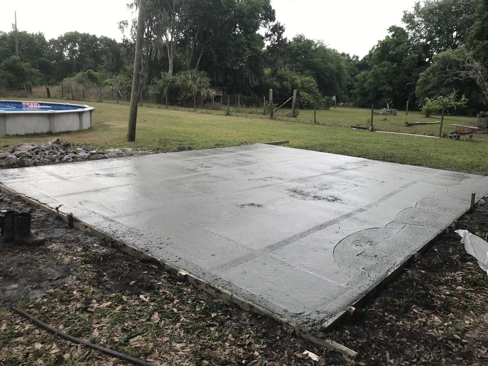 Slide of Graco Construction