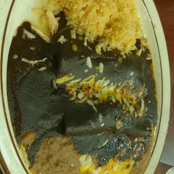 Casa Jimenez - Mole enchiladas con arroz y frjoles - Mexican Near Me - Ontario, California