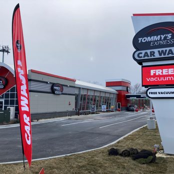 Tommy's Express® Car Wash - Car Wash Near Me - Lombard, Illinois Tommy's Express® Car Wash - Car Wash Near Me - Lombard, Illinois