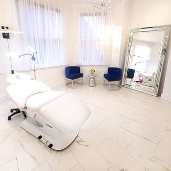 BrowMuse - BrowMuse Boston treatment room - Permanent Makeup Near Me - Boston, Massachusetts