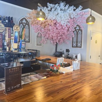 Kith Social - Bar area - American Near Me - Cleveland, Tennessee Kith Social - Bar area - American Near Me - Cleveland, Tennessee