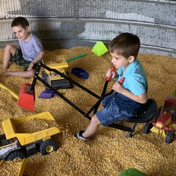 Mulberry Pond - Attraction Farms Near Me - Hiawatha, Kansas Mulberry Pond - Attraction Farms Near Me - Hiawatha, Kansas