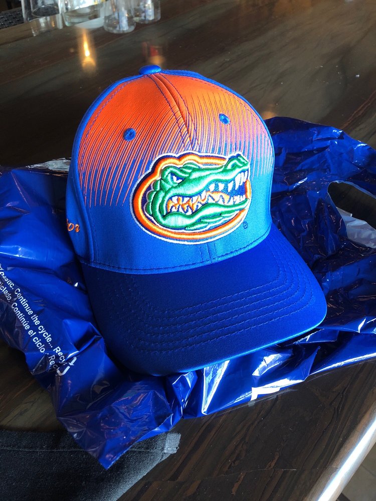 LIDS LOCKER ROOM Updated March 2024 27001 US Hwy 19 N, Tampa Bay, Florida Sporting Goods