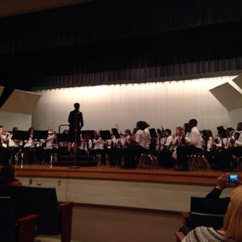 Greenbrier Middle School - Middle Schools & High Schools Near Me - Chesapeake, Virginia