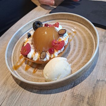 LE PENTRAY - Tarte bourdaloue - Brasseries Near Me - Broons, 22