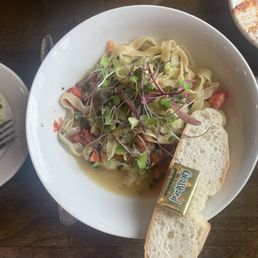 Lemon Garlic Pasta Lemon Garlic Pasta