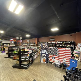 Fire Pit Spirits - Inside store - Beer, Wine & Spirits Near Me - Glasgow, Kentucky