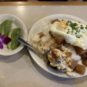 Cinnamon's Restaurant - Loco Moco - Pancakes Near Me - Kailua, Hawaii Cinnamon's Restaurant - Loco Moco - Pancakes Near Me - Kailua, Hawaii
