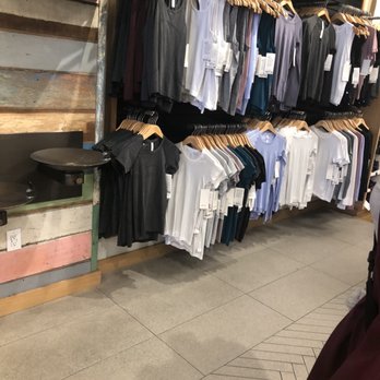 Lululemon Athletica - Sports Wear Near Me - Fresno, California