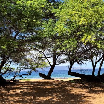 Poolenalena Beach - Beaches Near Me - Kihei, Hawaii