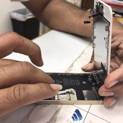 My CellPhone Repairs - IPhone SE charging port repair Fast 15 minutes.