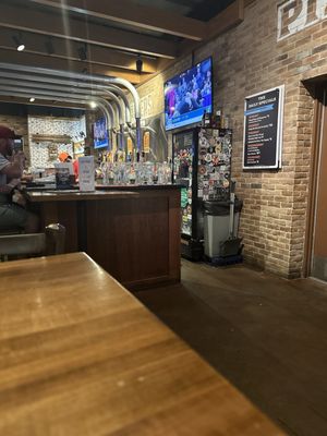 Crafters Pizza and Drafthouse by null