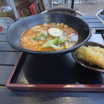 Donburi Cafè - Ramen noodles - Japanese Near Me - Long Beach, California