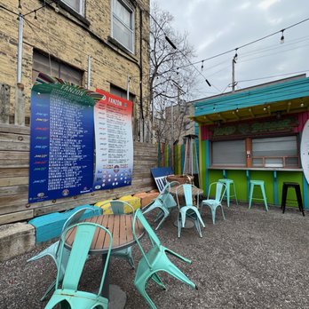 Nomad Coffee Bar - outisde seating - Coffee & Tea Near Me - Milwaukee, Wisconsin
