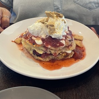 Jealous Fork - Strawberry Cheesecake - Pancakes Near Me - Miami, Florida