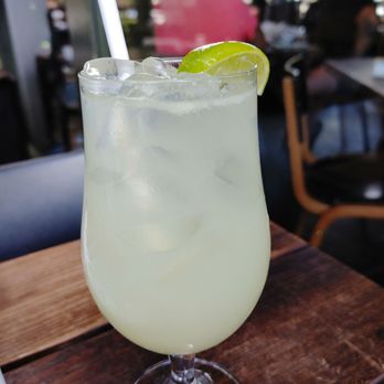 Eureka! - Lemon ginger - Burgers Near Me - Claremont, California