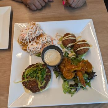 Cayo Blanco - Appetizer platter - Seafood Near Me - San Juan, Puerto Rico Cayo Blanco - Appetizer platter - Seafood Near Me - San Juan, Puerto Rico