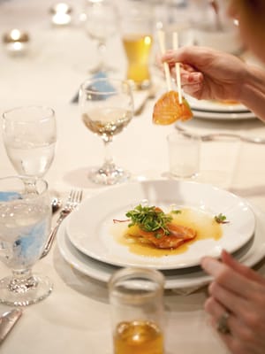 2 Dine 4 Catering by null
