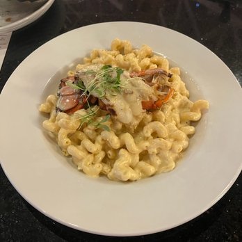 XOXO Dining Room - Lobster Mac and Cheese - New American Near Me - Dallas, Texas XOXO Dining Room - Lobster Mac and Cheese - New American Near Me - Dallas, Texas
