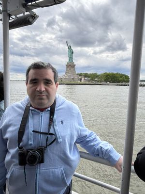 Statue of Liberty by null