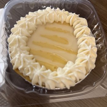 The Moonbeam Bakery - Key lime 4" Pies - Bakeries Near Me - Allen, Texas