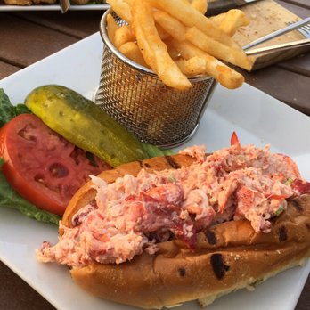 Harbor Crab - The perfect lobster roll!! Must have - American Near Me - Patchogue, New York