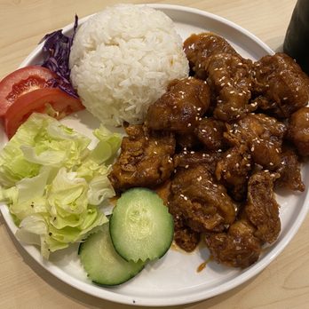 VPho - Orange Chicken Rice Plate - Vietnamese Near Me - Campbell, California VPho - Orange Chicken Rice Plate - Vietnamese Near Me - Campbell, California