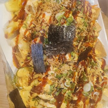 Fresh Catch Poke - The Galley Lounge - Poke-nachos - Salad Near Me - Buffalo, New York