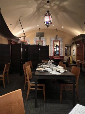 Lebanese Taverna by null
